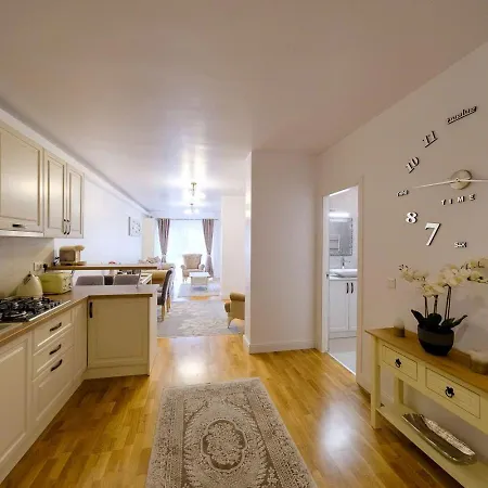 Apartment Grand Park Green Iulius Mall
